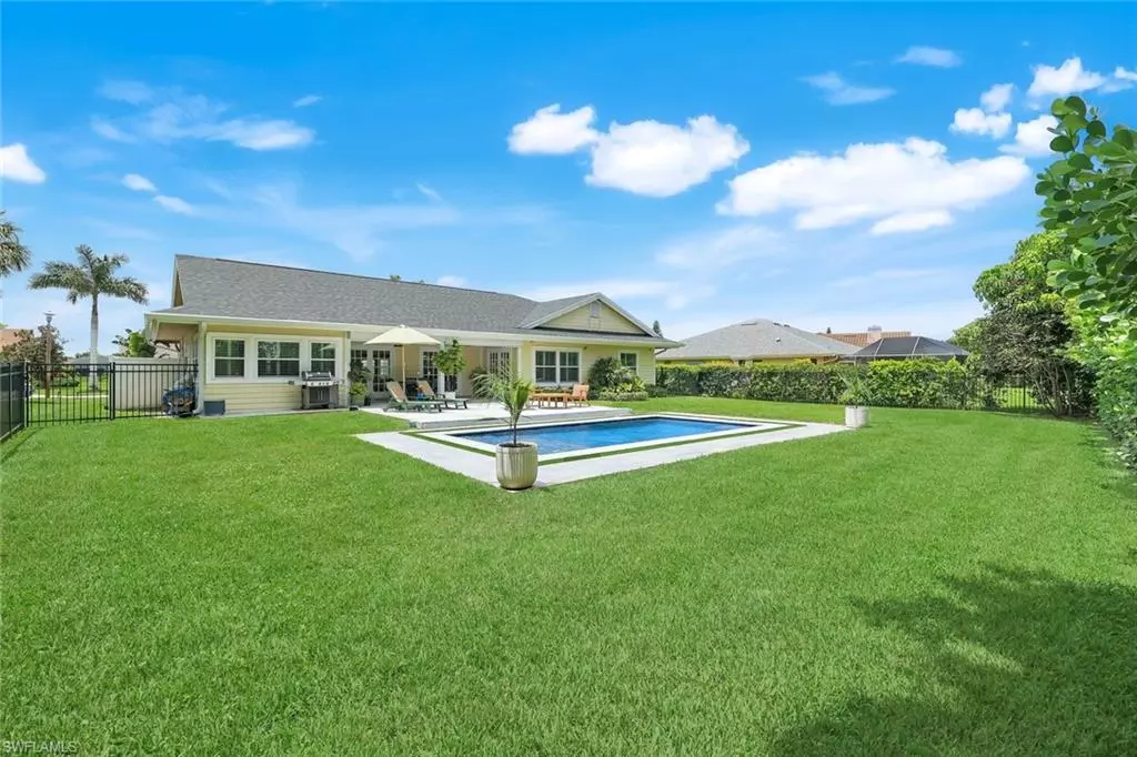 Naples, FL 34112,2319 Queens WAY