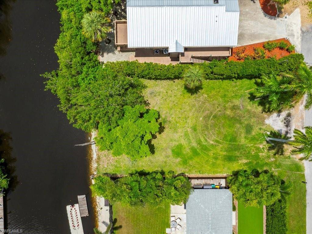 Naples, FL 34112,2977 Poplar ST
