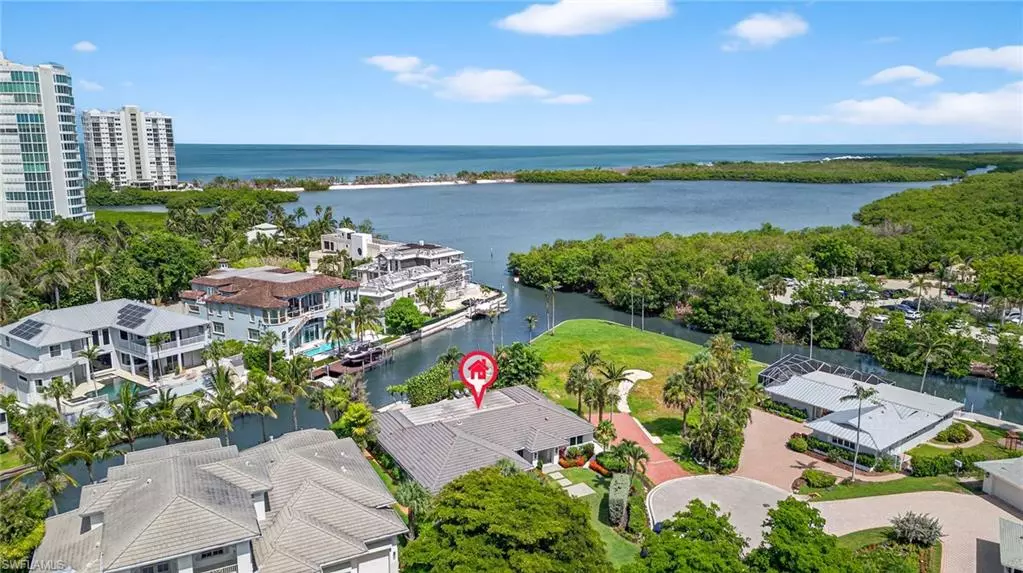 Naples, FL 34103,5215 SEASHELL AVE