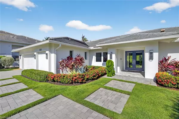 5215 SEASHELL AVE, Naples, FL 34103