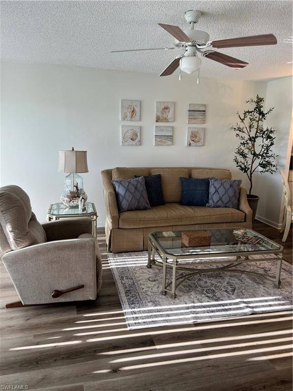 Naples, FL 34112,111 Palm DR #4
