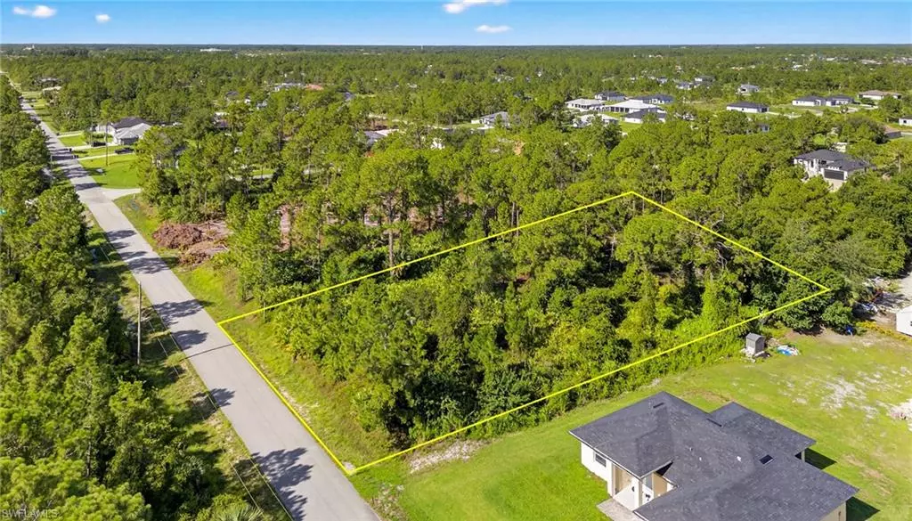 Lehigh Acres, FL 33972,1107 Congress AVE