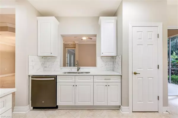 Estero, FL 33928,5051 Indigo Bay BLVD #102