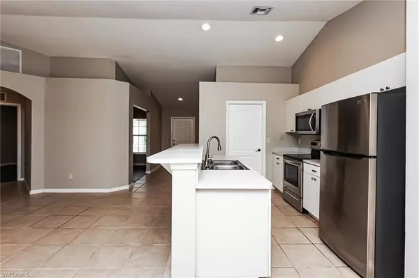 Lehigh Acres, FL 33976,3112 30th ST SW