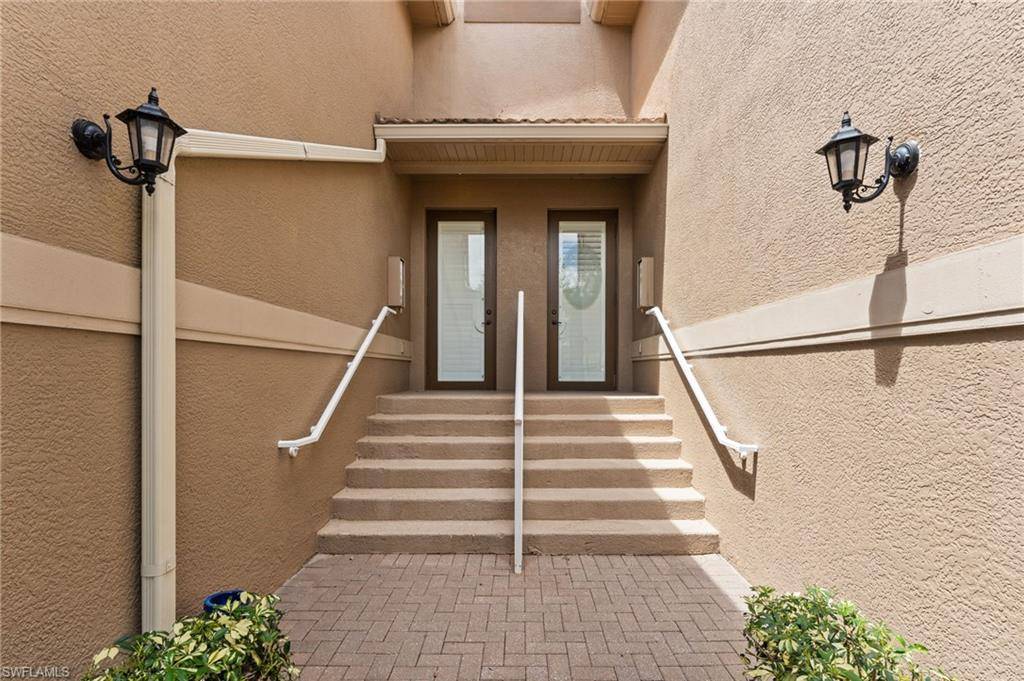Naples, FL 34114,3916 FOREST GLEN BLVD #201