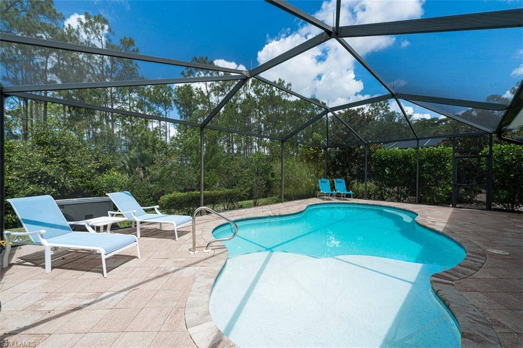 7655 Martino CIR, Naples, FL 34112