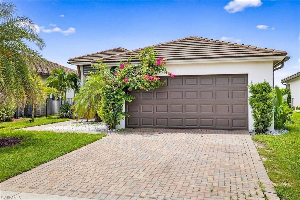 5072 Arancia LN, Ave Maria, FL 34142