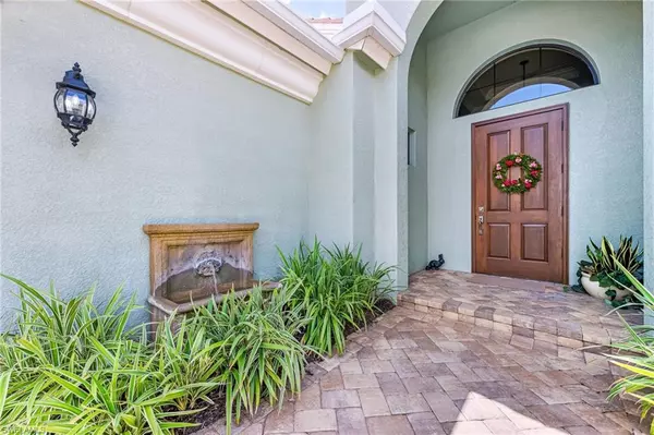 Naples, FL 34120,12348 Wisteria DR