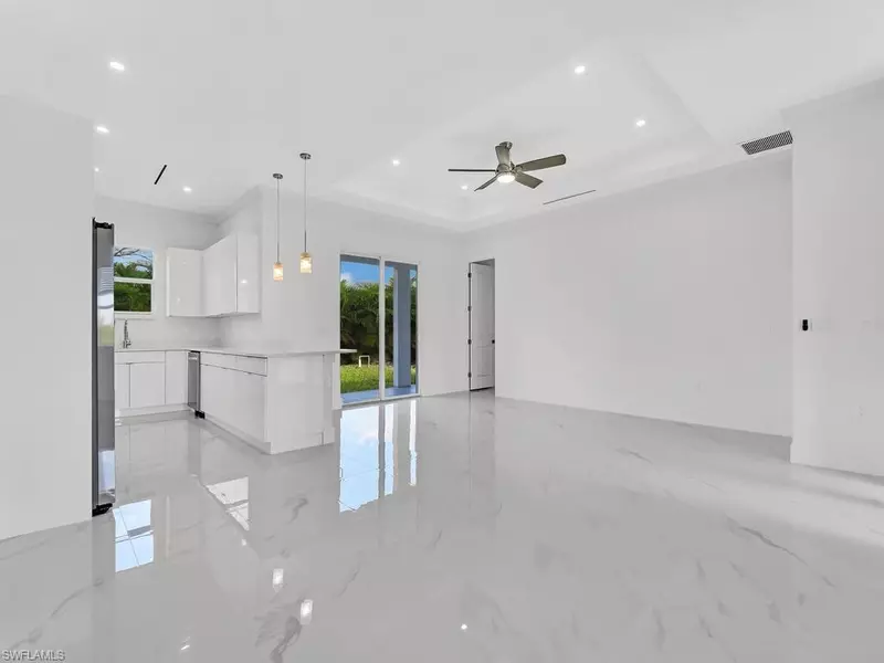 6050 Stratton RD, Fort Myers, FL 33905
