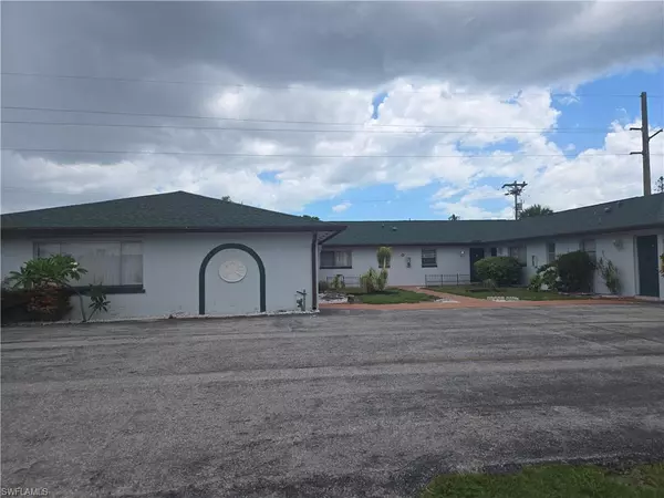 152 SW 47th TER #2, Cape Coral, FL 33914