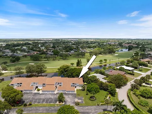 526 Bristle Cone LN, Naples, FL 34113