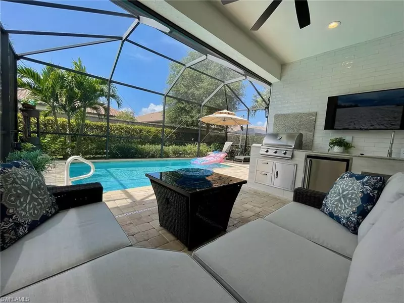 8328 Lucello TER N, Naples, FL 34114