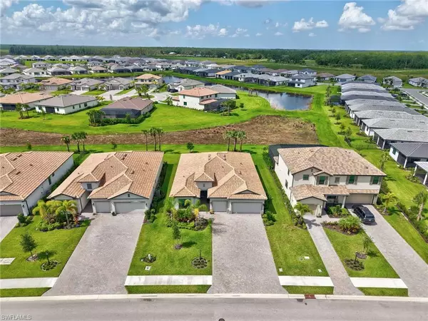 Estero, FL 33928,18619 Ives DR