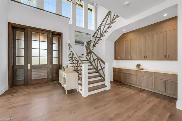 Naples, FL 34102,1835 Gulf Shore BLVD S