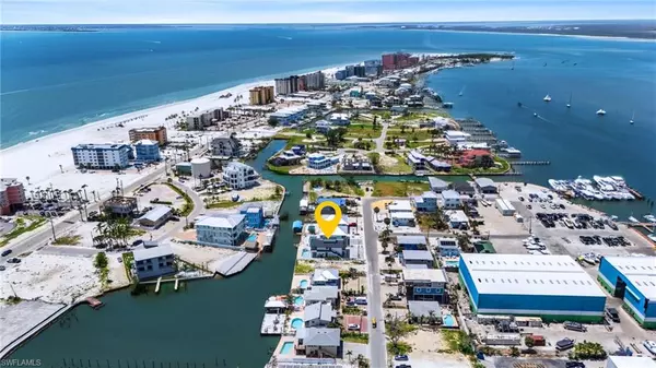 Fort Myers Beach, FL 33931,910 3rd ST