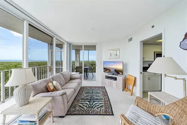 Naples, FL 34108,6361 Pelican Bay BLVD #501