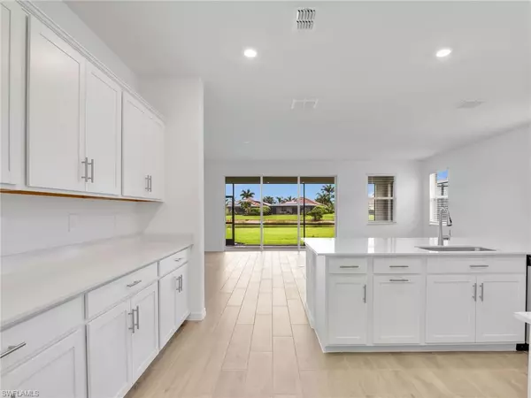 Naples, FL 34120,2374 Avocado LN