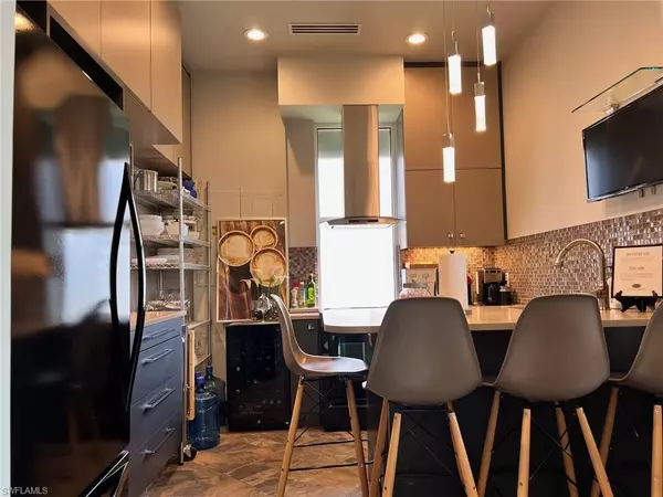 Naples, FL 34110,5660 Strand CT #106