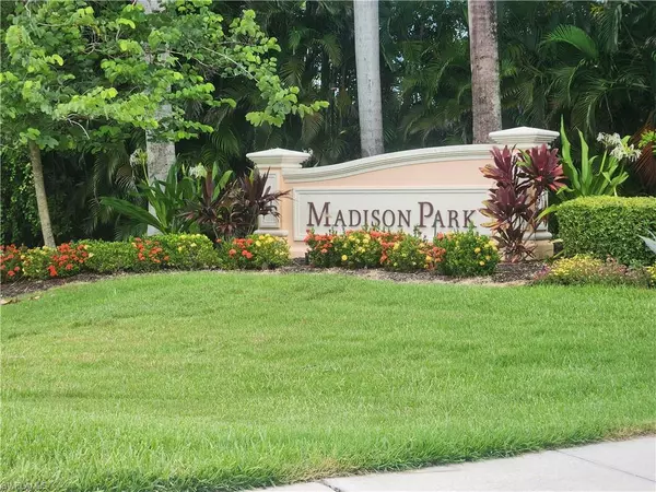 7914 Founders CIR, Naples, FL 34104