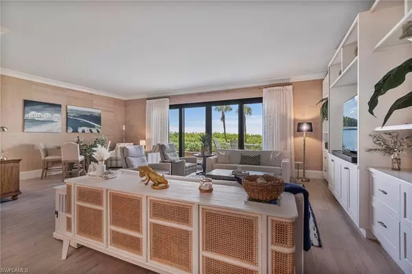 Marco Island, FL 34145,176 S Collier BLVD #101