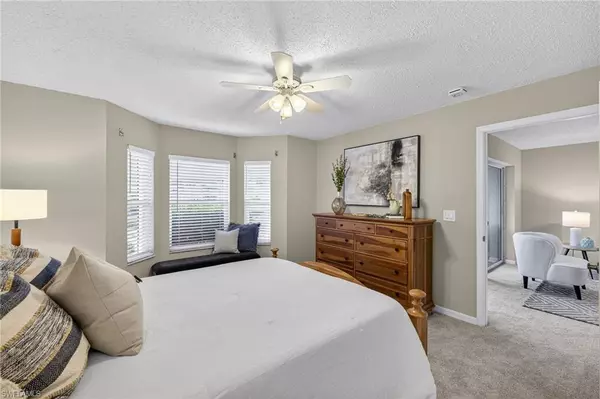 Naples, FL 34104,895 New Waterford DR #J103
