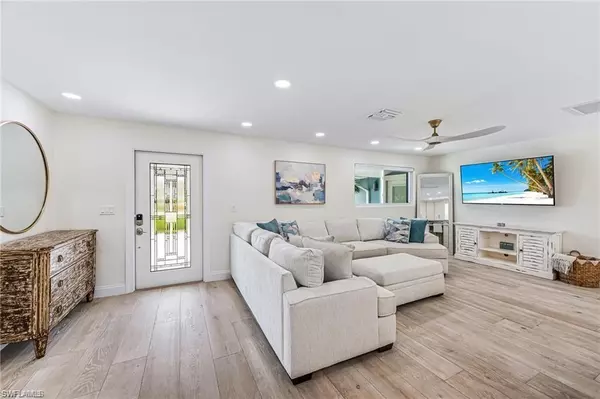 Bonita Springs, FL 34134,203 1st ST