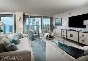Naples, FL 34103,4041 Gulf Shore BLVD N #PH5