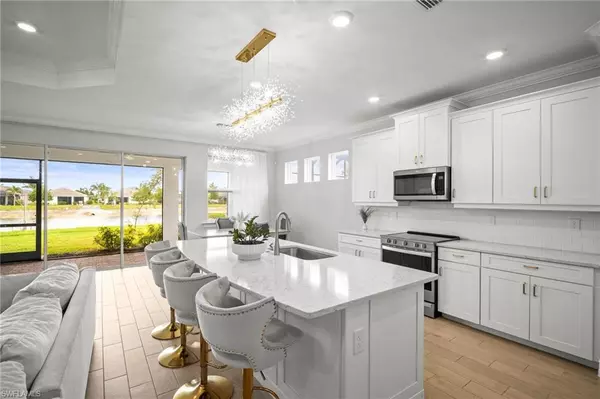 Bonita Springs, FL 34135,28041 Captiva Shell LOOP
