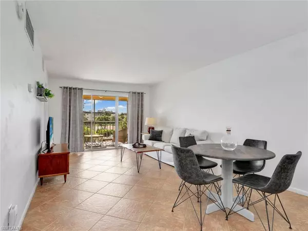 Naples, FL 34114,1004 Manatee RD #H202