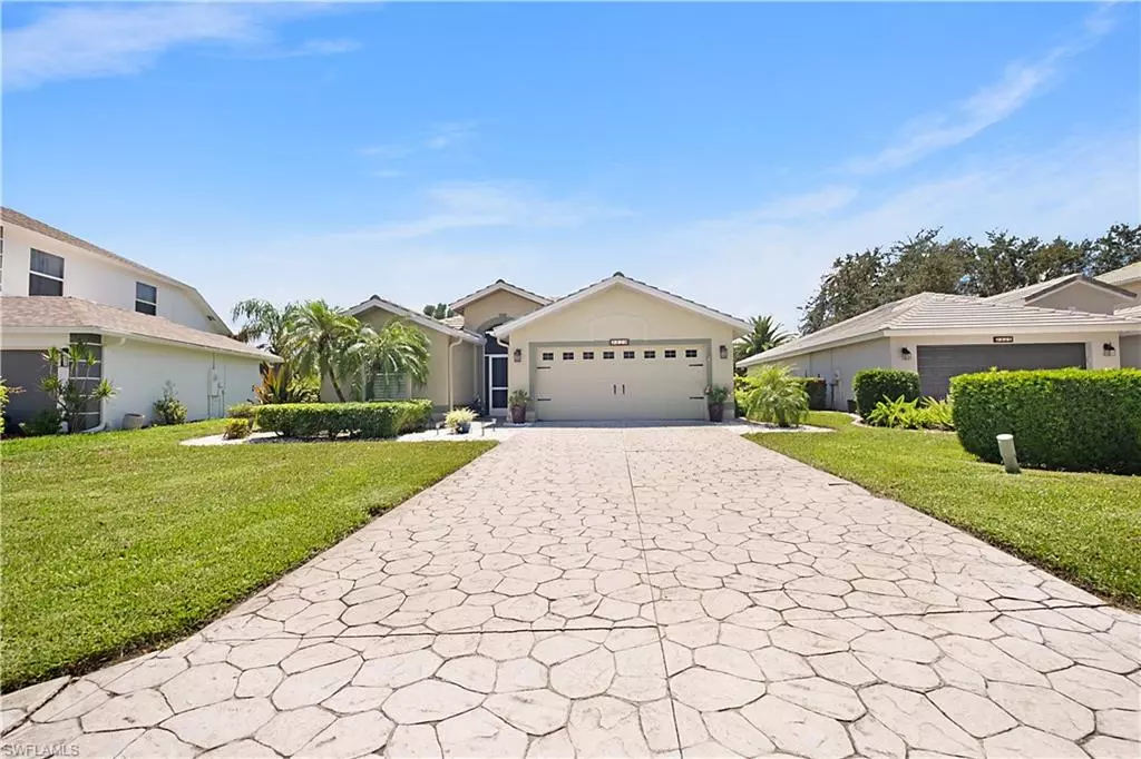 Naples, FL 34119,2329 Heritage Greens DR