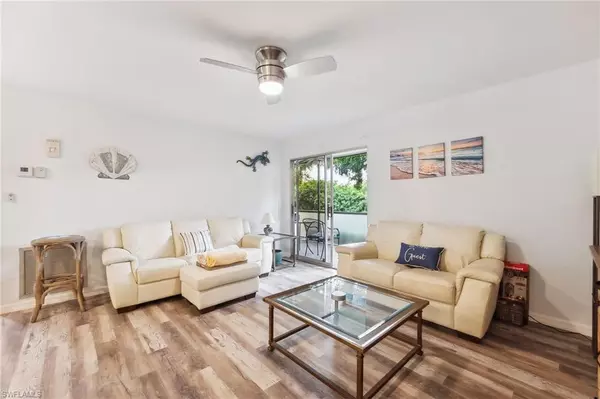 Fort Myers, FL 33919,8081 S Woods CIR #10
