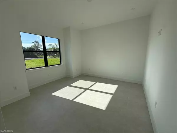 Naples, FL 34120,3224 37TH AVE NE