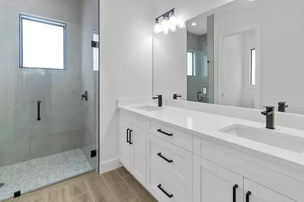 Naples, FL 34120,3696 35th AVE NE