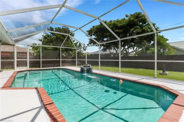 3036 42nd TER SW, Naples, FL 34116