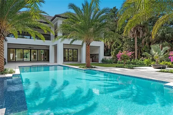 Naples, FL 34105,2145 Coach House LN