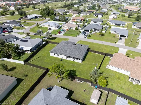 Cape Coral, FL 33991,209 SW 10th PL