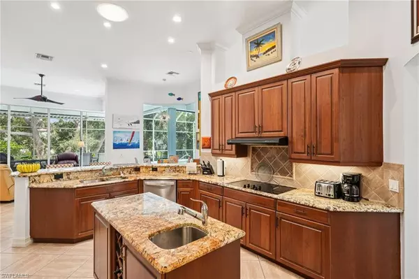 Naples, FL 34103,5106 Seahorse AVE