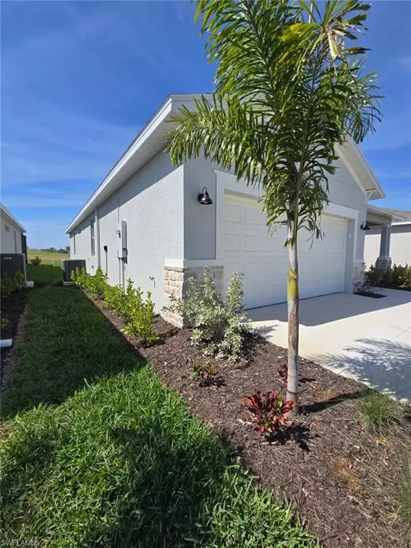 Fort Myers, FL 33905,2995 Willow Ridge CT