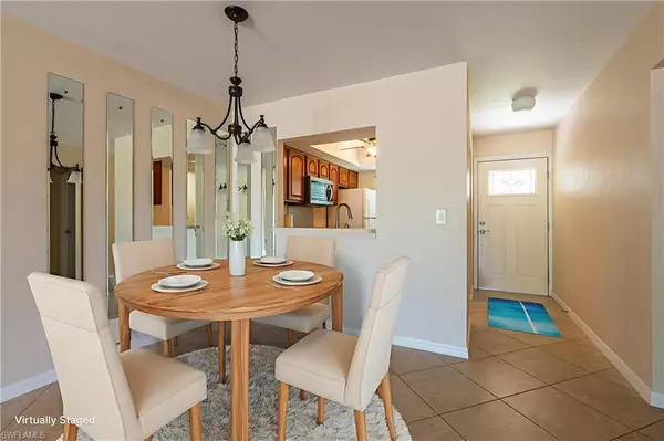 Naples, FL 34112,1006 Pine Isle LN #1006