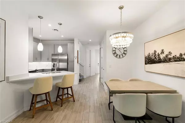 Naples, FL 34119,7622 Rockefeller DR