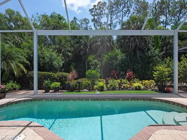 Naples, FL 34105,2847 Coco Lakes DR