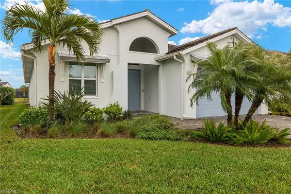 Naples, FL 34114,8880 Redonda DR