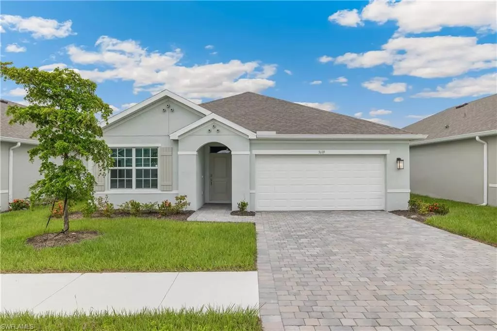 North Fort Myers, FL 33917,3593 Rollingwater WAY