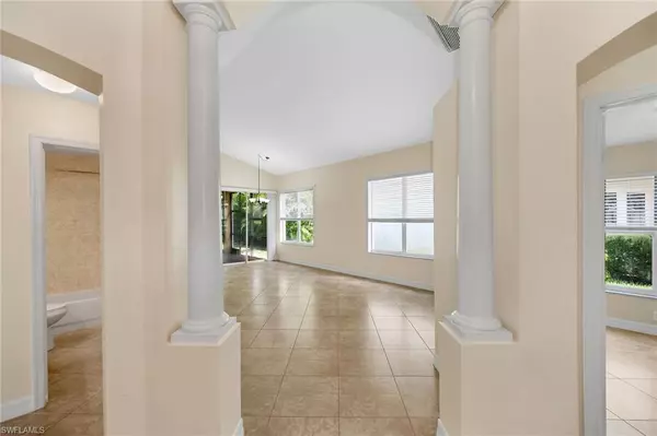 Naples, FL 34119,1293 Barrigona CT