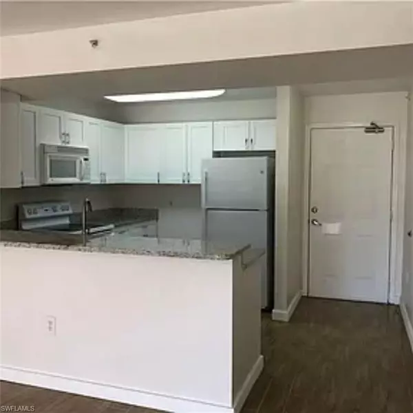 8304 Key Royal CIR #1712, Naples, FL 34119