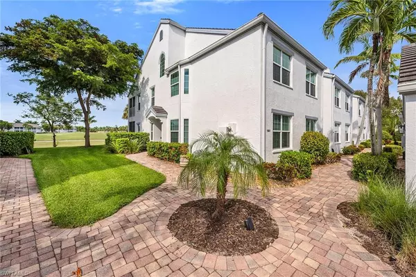 5928 Sand Wedge LN #1801, Naples, FL 34110