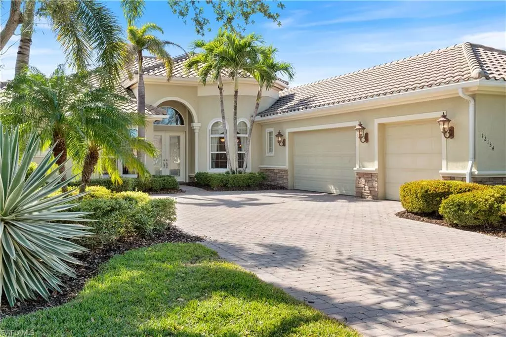Naples, FL 34120,12134 Wicklow LN