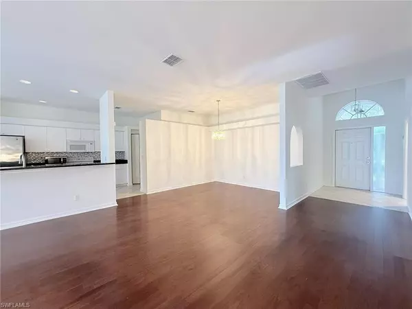 Naples, FL 34112,8731 Naples Heritage DR #D30