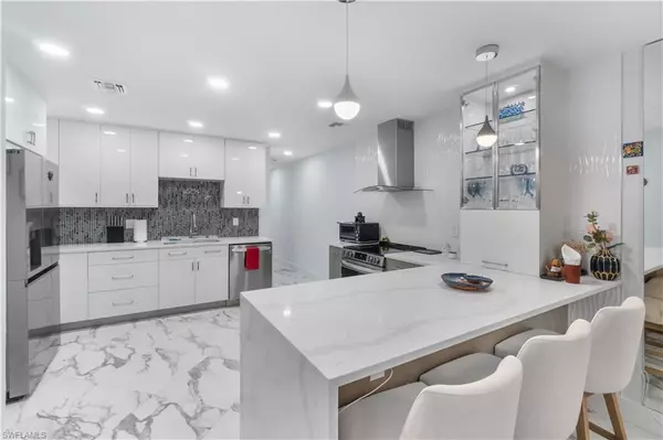 Naples, FL 34103,4018 Crayton RD #B2
