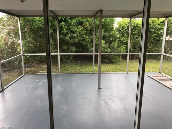 Naples, FL 34108,735 106th AVE